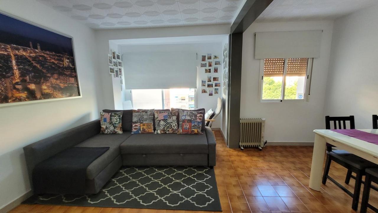 Apartaments B O D Collblanc L'Hospitalet de Llobregat Buitenkant foto
