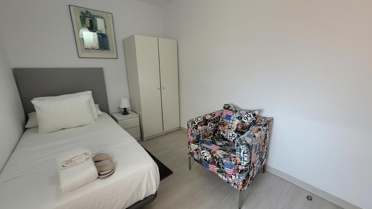 Apartaments B O D Collblanc L'Hospitalet de Llobregat Buitenkant foto
