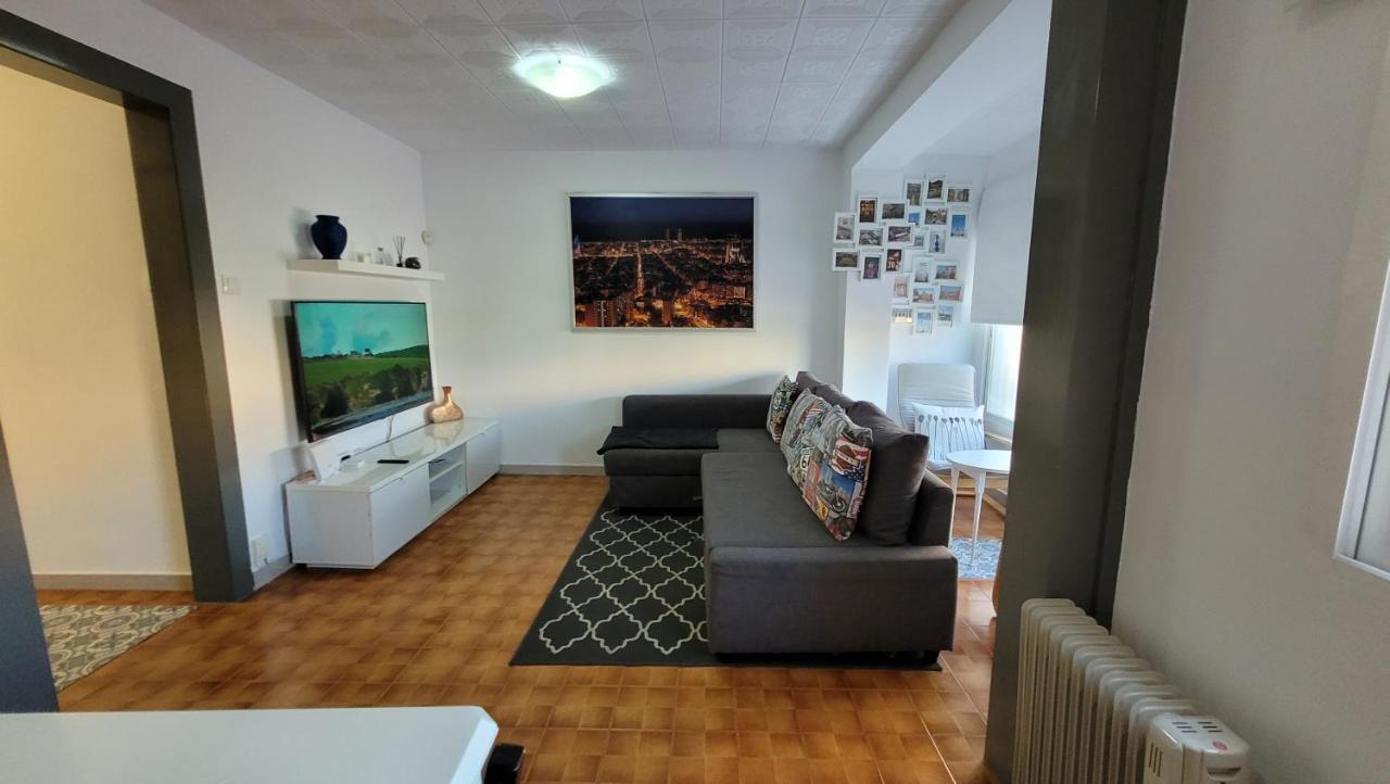 Apartaments B O D Collblanc L'Hospitalet de Llobregat Buitenkant foto